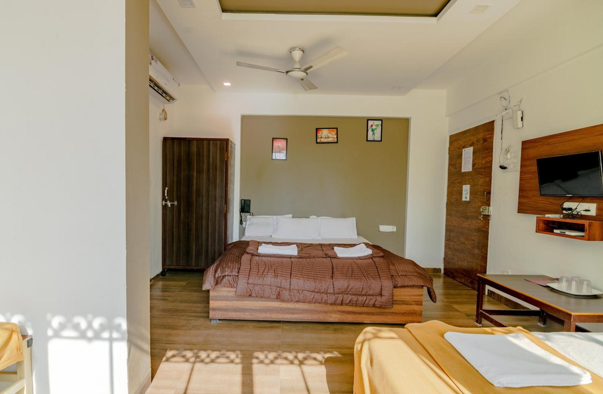 White House Beach Resort, Nagaon Nagaon (Maharashtra) Exterior foto