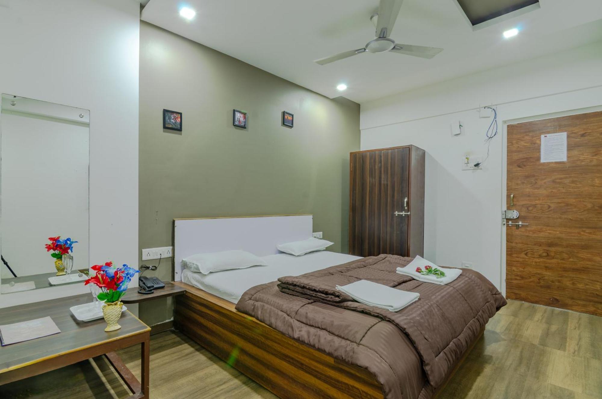 White House Beach Resort, Nagaon Nagaon (Maharashtra) Exterior foto