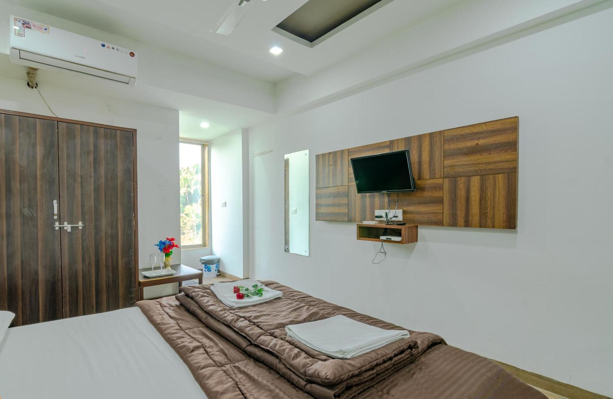 White House Beach Resort, Nagaon Nagaon (Maharashtra) Exterior foto